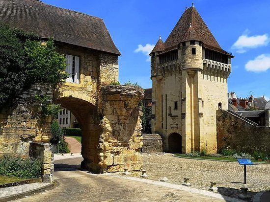 l'avant-porte du Croux