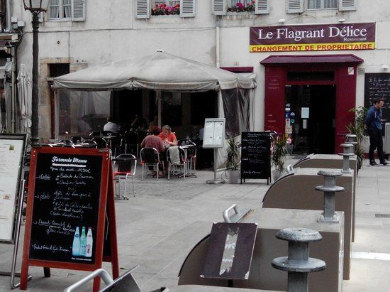 Le Flagrant Délice
