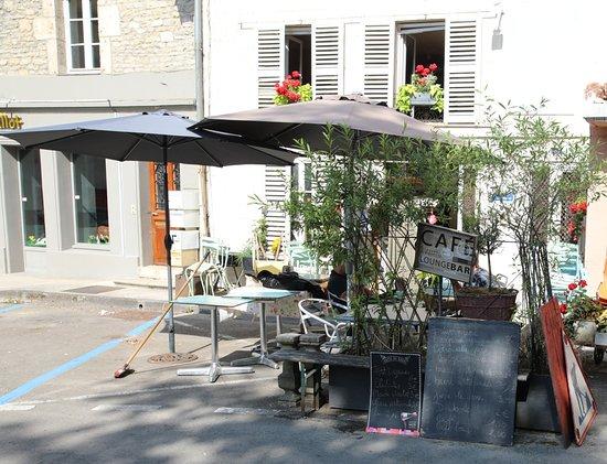 Cote Place