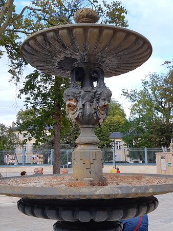 Fontaine Square de la Resistance