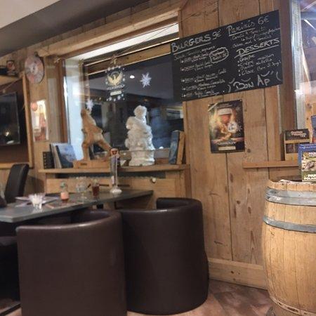 GLISS Cafe