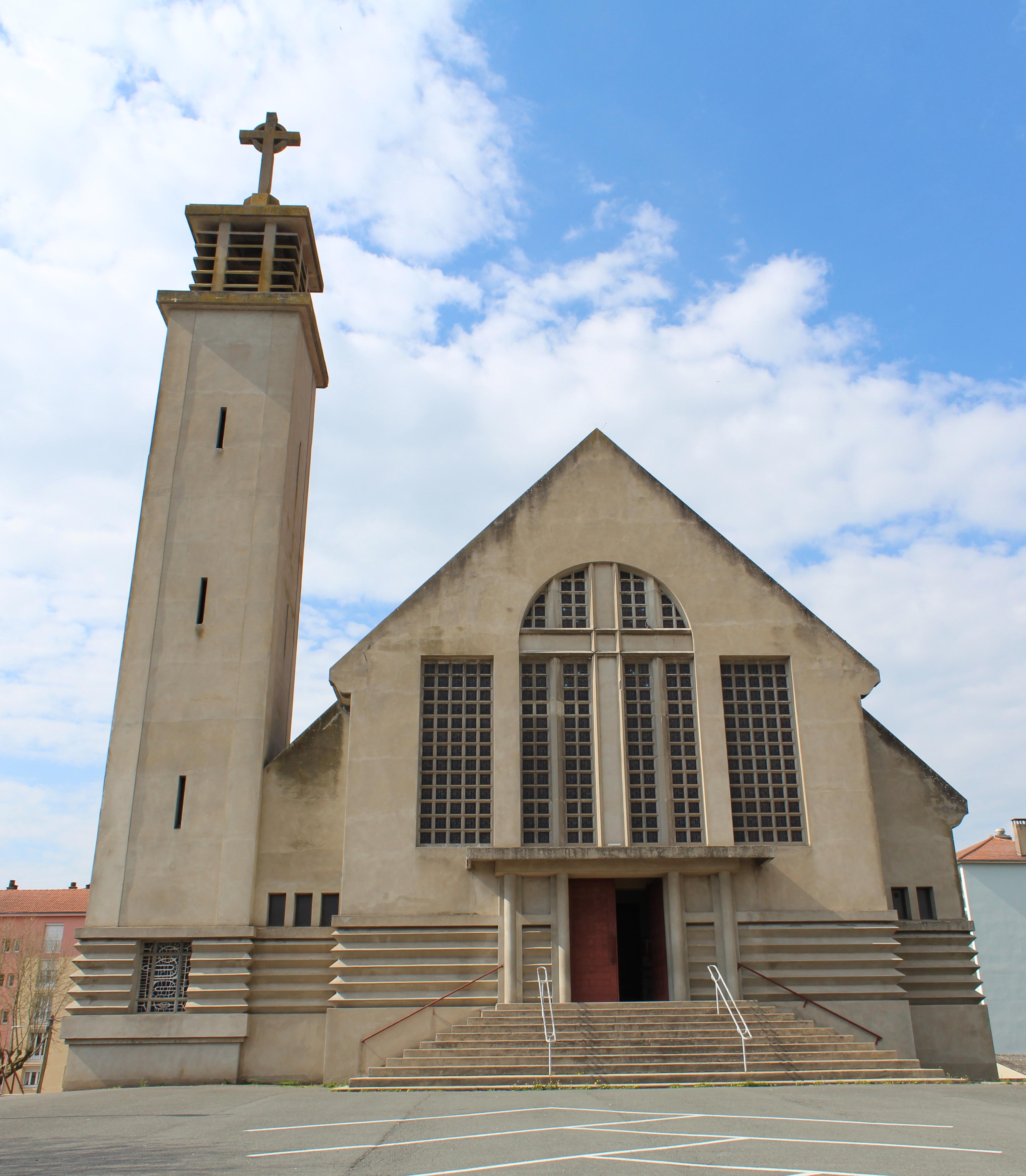 église Sainte-Bernadette de Digoin