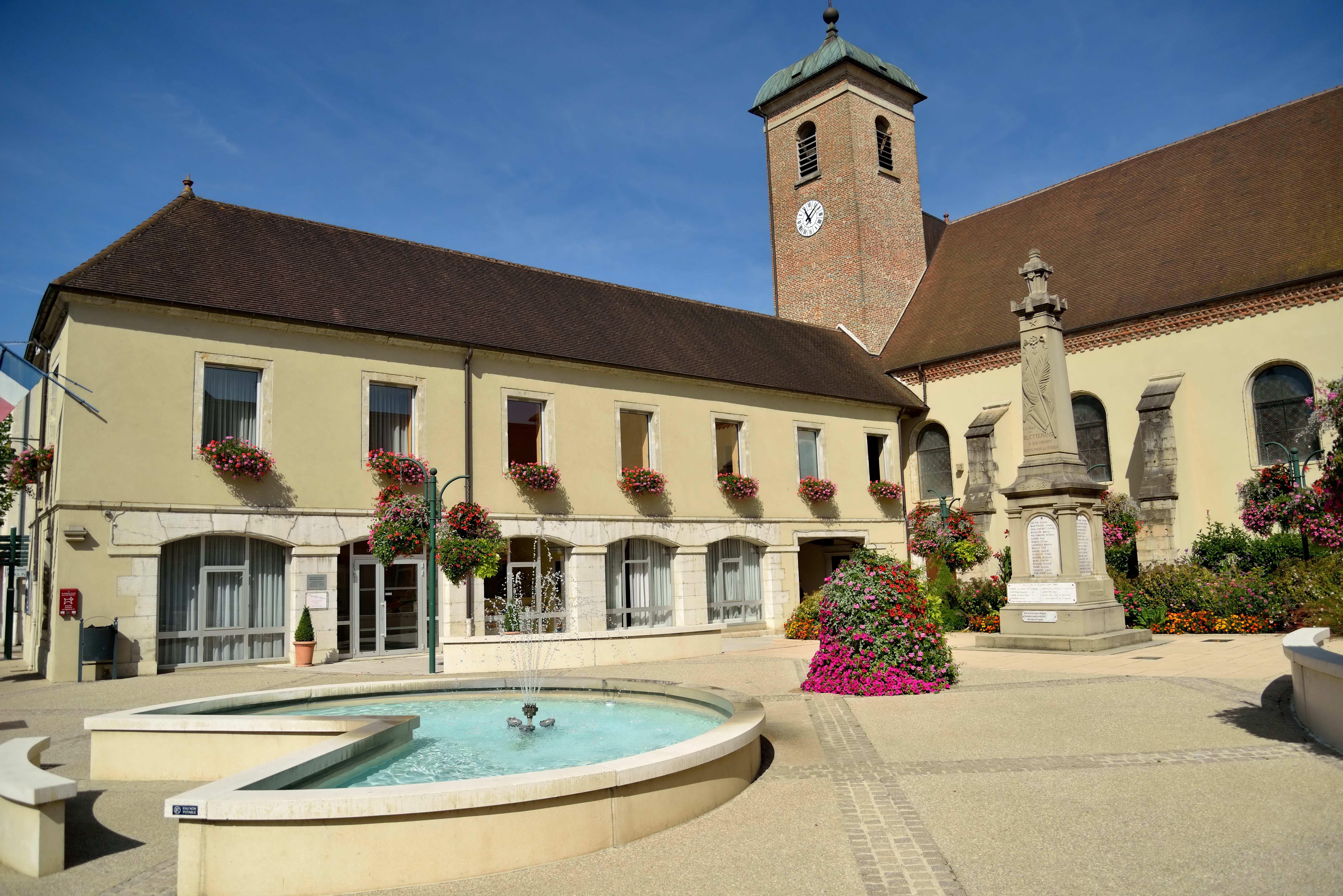 église de la Conversion-de-Saint-Paul de Bletterans