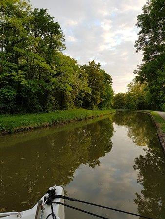 Locaboat Holidays - Saint Leger sur Dheune