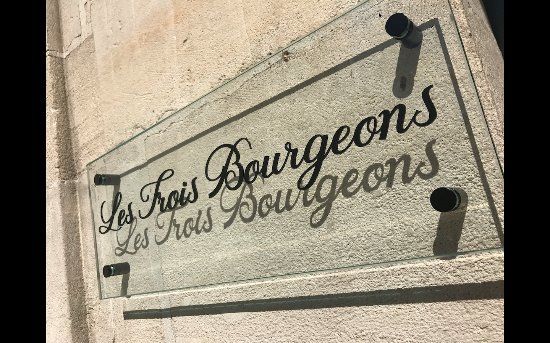 Les Trois Bourgeons