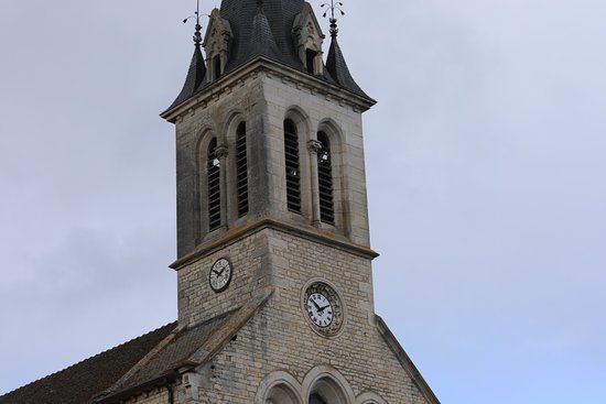 Eglise St Benigne de Dracy-le-Fort