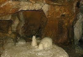 Grottes d'Azé